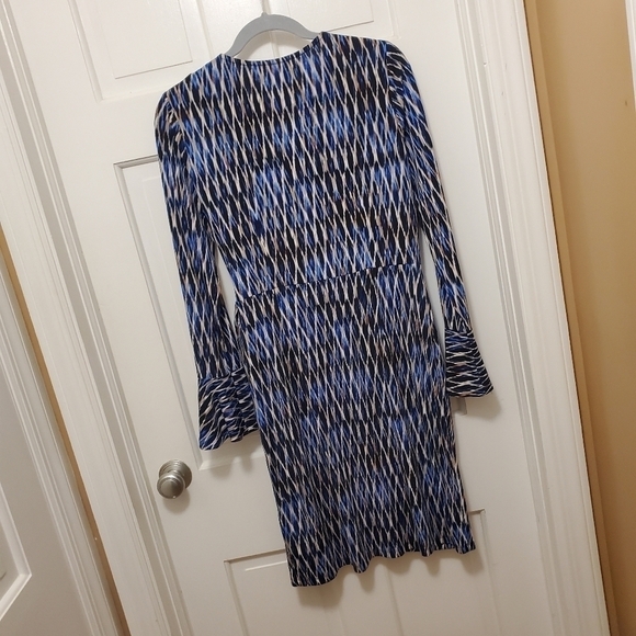 London Times Chic Wrap Silhoutte Modern Print Dress Size 10 - Picture 6 of 13